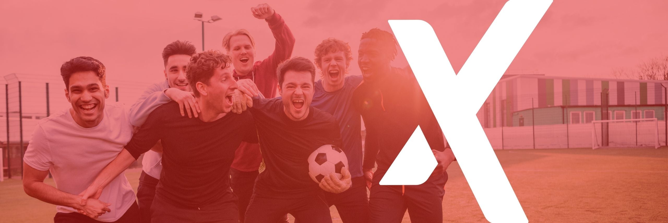 Eine Gruppe Fussballer, die jubeln